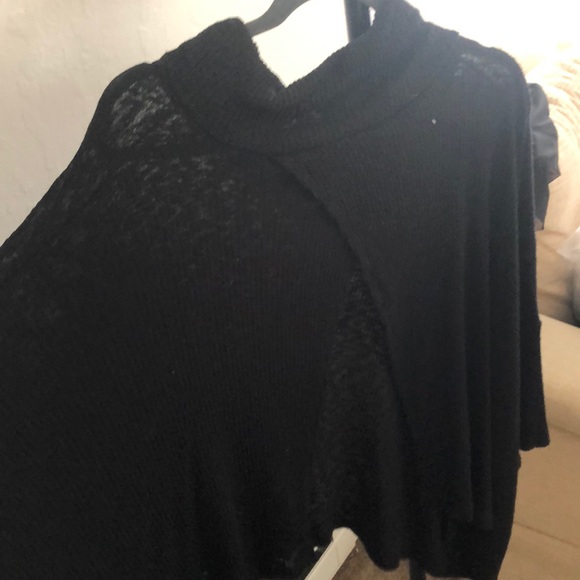 Free People open back sweater - Picture 3 of 3